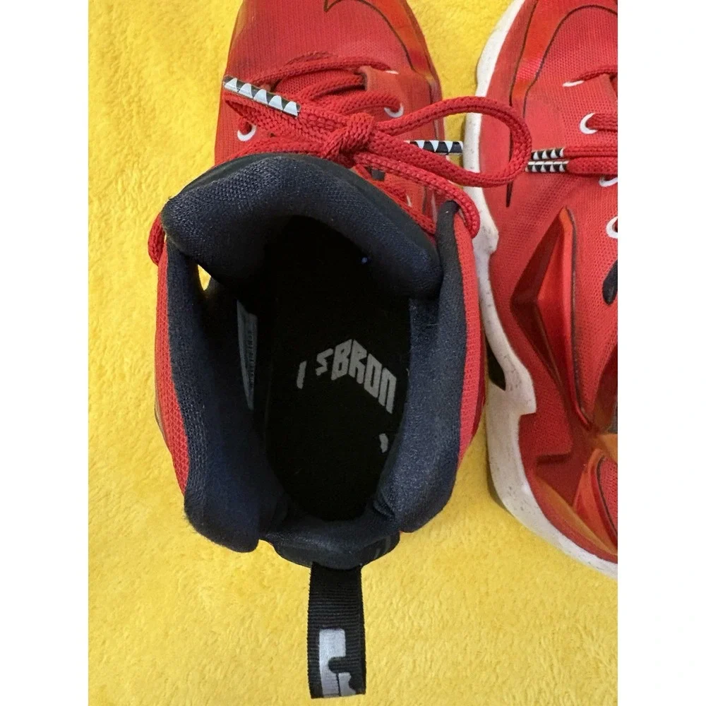 Nike LeBron Shoes Big Boys Red High Basketball Shoes On Court 808709-610 Size 5Y